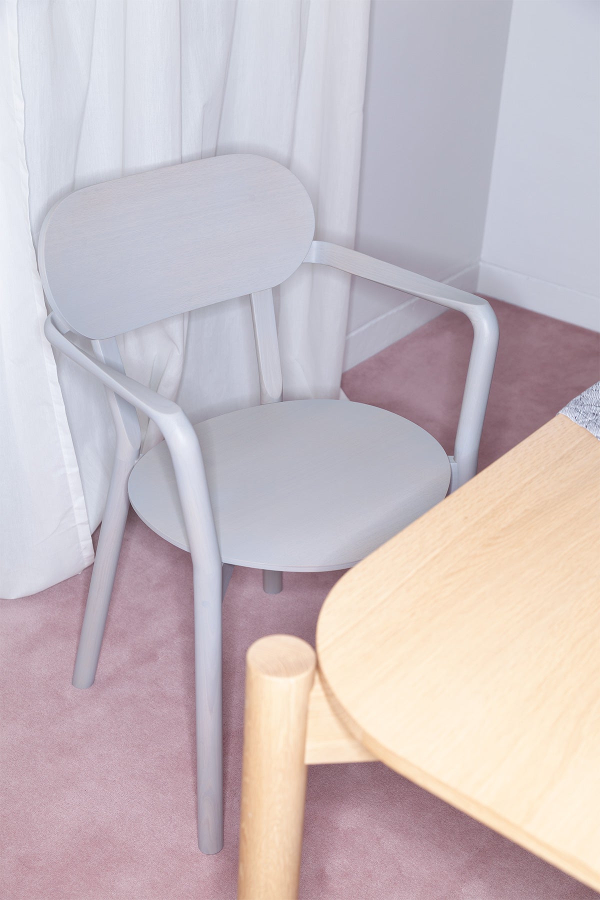 Castor Armchair Plus