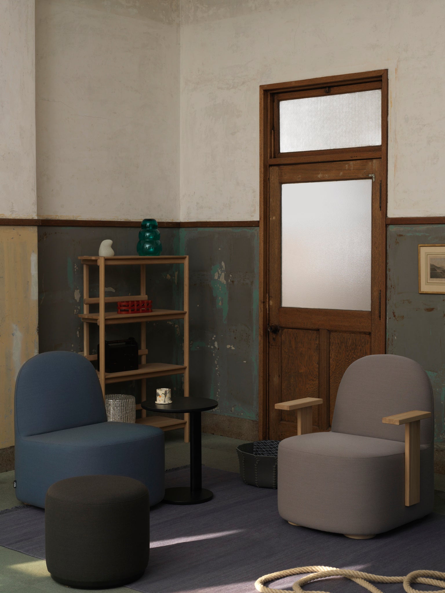 Polar Lounge Chair S with Arms