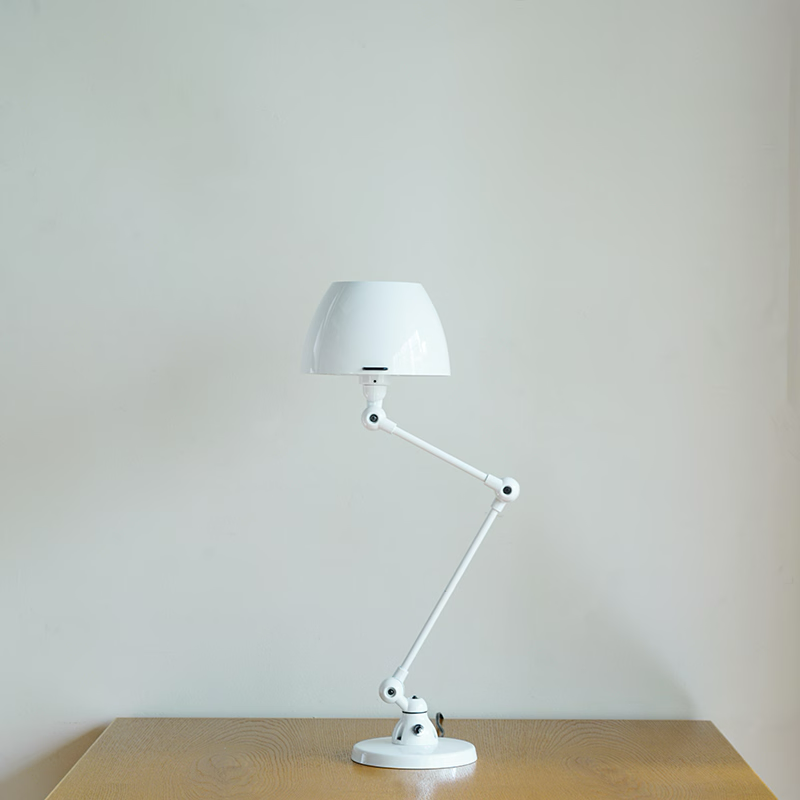 Jielde Aicler Curve Desk Lamp