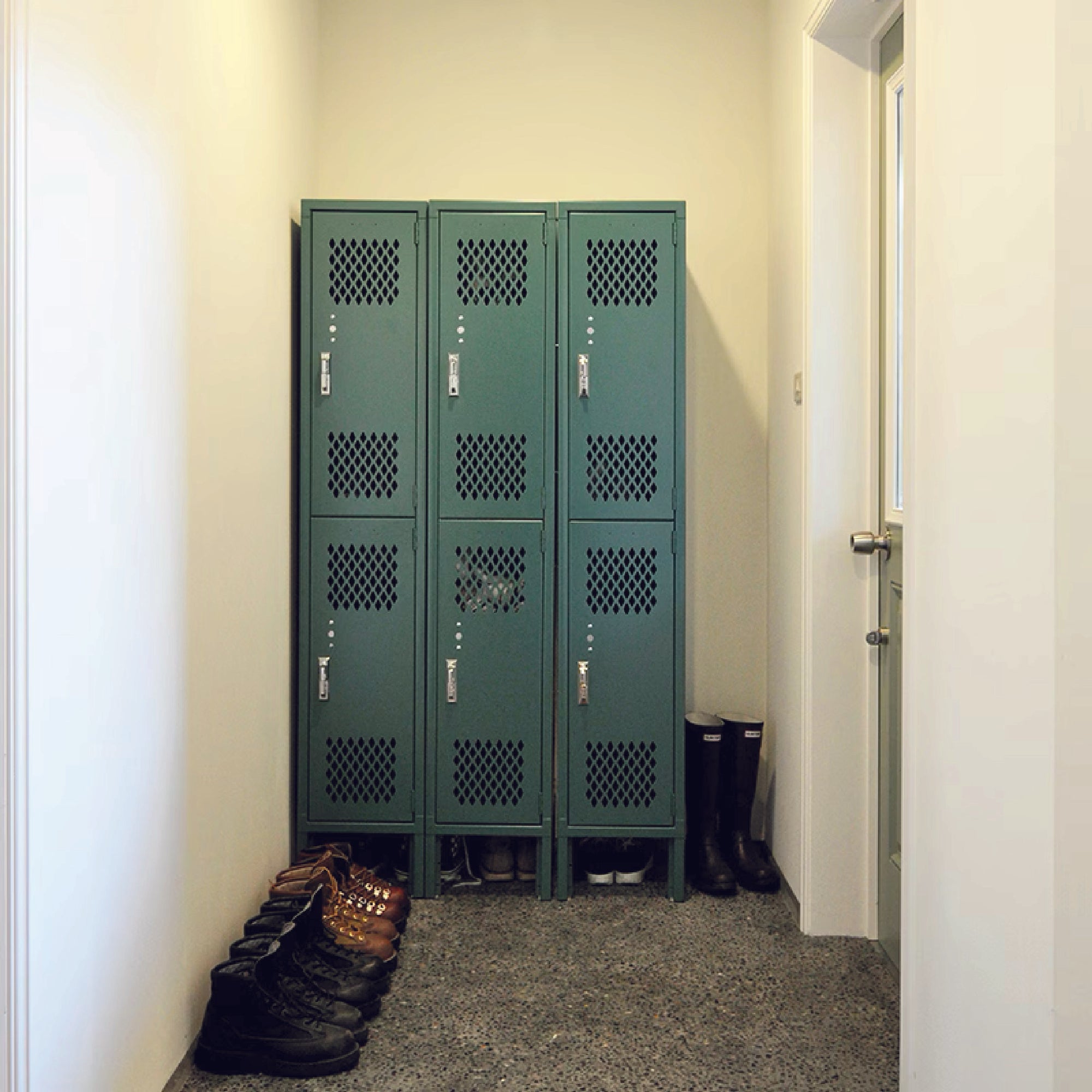 Lyon 2-Tier Locker Dia